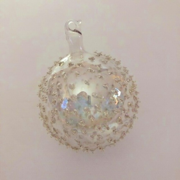 VINTAGE HANDBLOWN GLASS ORNAMENT WITH GLASS - Picture 1 of 3